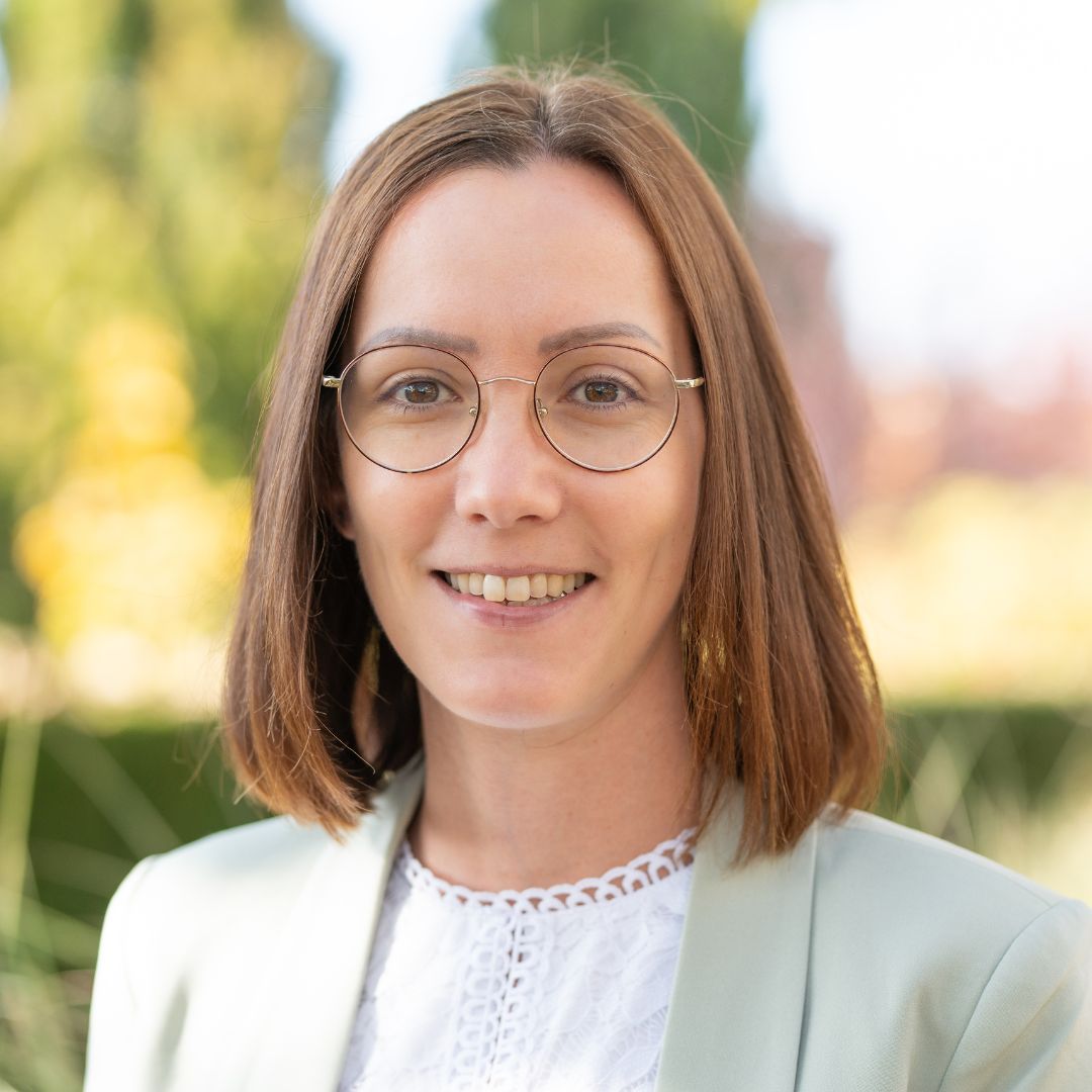 Porträt von Romana Winkler, Geschäftsführung des Pflegeverbands